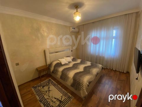 Satılır 2 otaqlı köhnə tikili 62 m² — Bakı