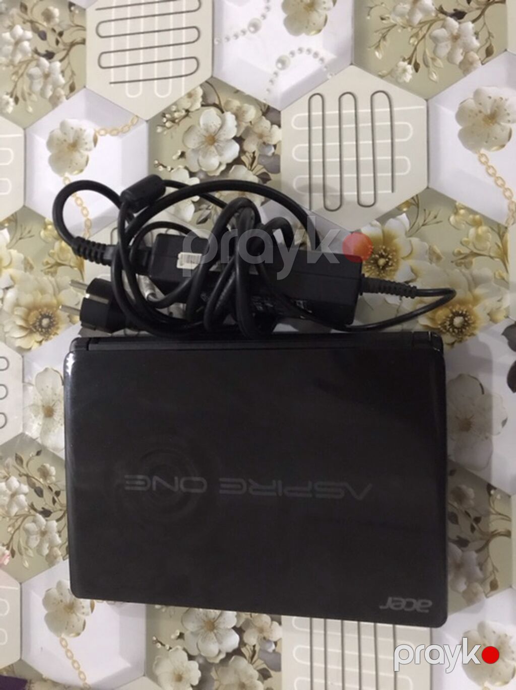 Acer Aspire One D270 netbuku Xüsusiyyətlər: - Ekran: 10.1" LED — Acer, Digah (6)