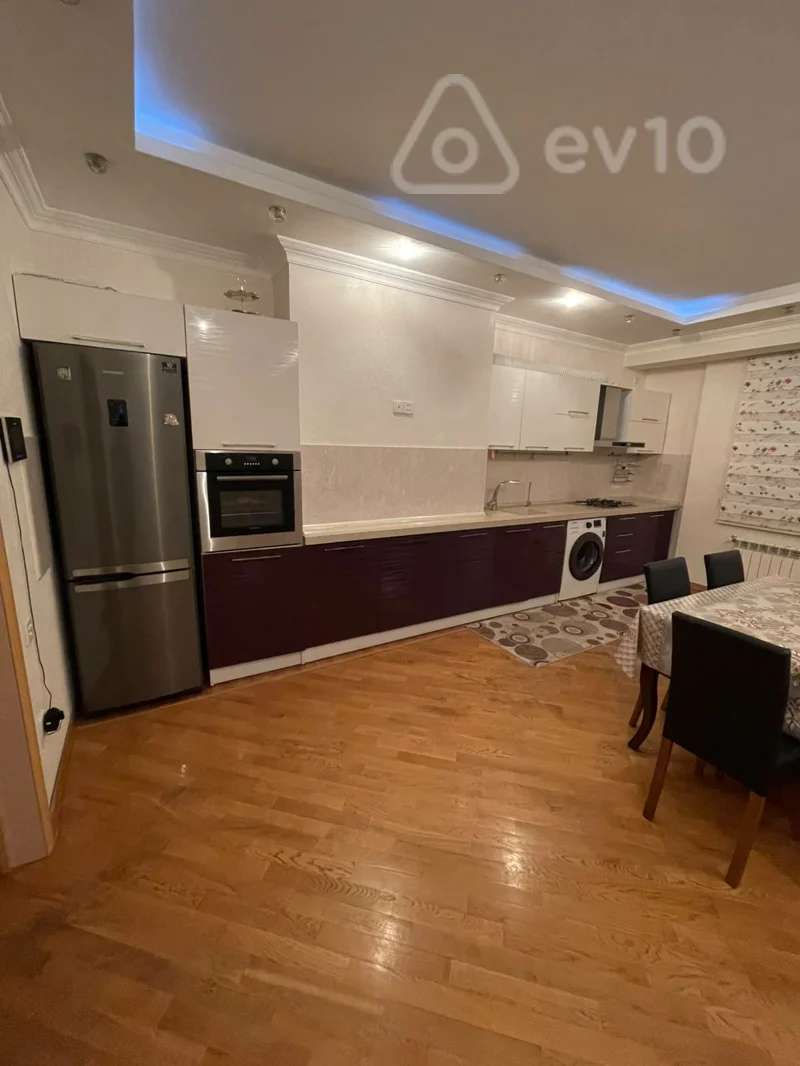 6 otaqlı mənzil, 300 m², Ənvər Hüseyinov küçəsi — Mənzil, Bakı (3)
