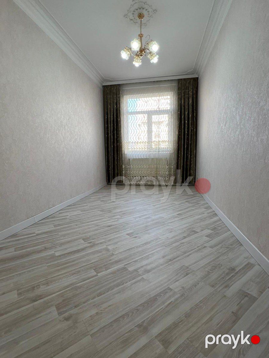 Satılır 2 otaqlı köhnə tikili 55 m² — Mənzil, Bakı (8)