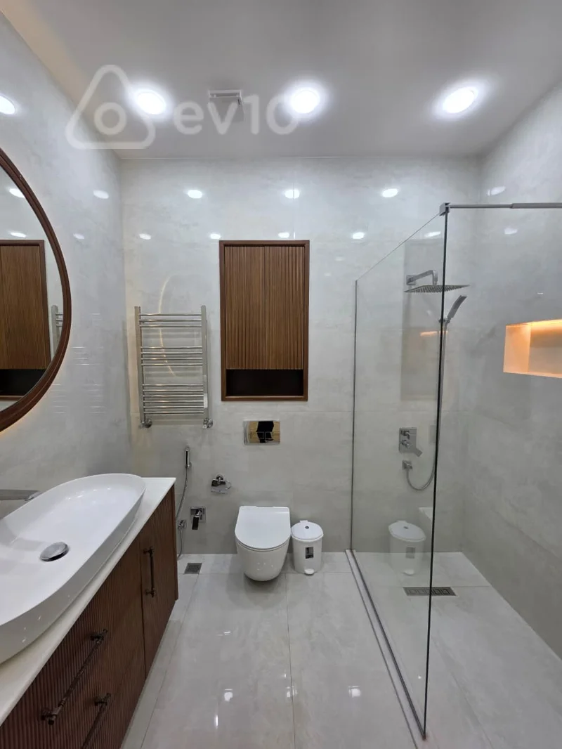 2 otaqlı mənzil, 110 m², Ceyhunbəy Hacıbəyli Küçəsi — kirayə — Mənzil, Bakı (10)