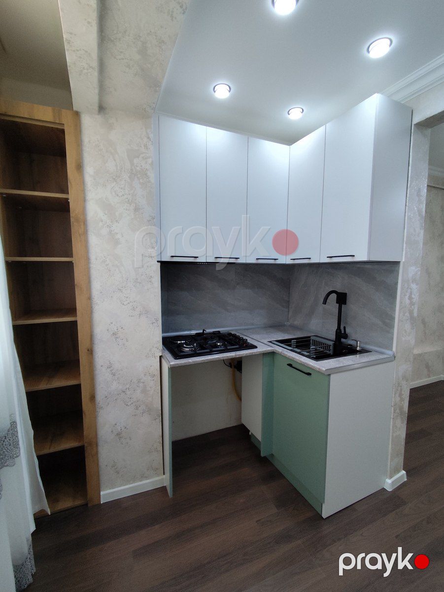 Satılır 2 otaqlı köhnə tikili 60 m² — Mənzil, Bakı (10)