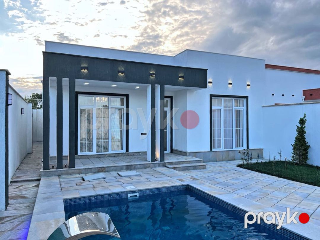 Satılır 4 otaqlı həyət evi/bağ evi 150 m² — Ev, villa, Bakı (2)