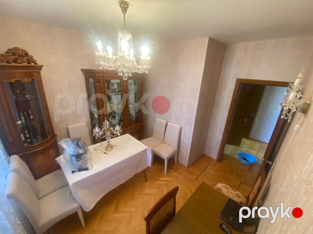 Satılır 4 otaqlı köhnə tikili 110 m² — Mənzil, Bakı (3)