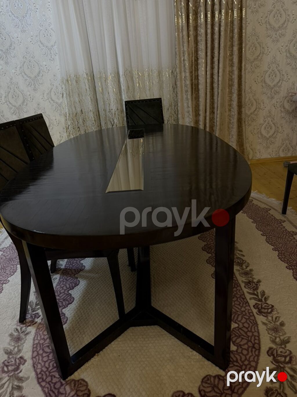 Oval formal masa və 4 stul dəsti - Dizayn: Oval formalı, tünd ağac — Masalar və stullar, Digah (2)