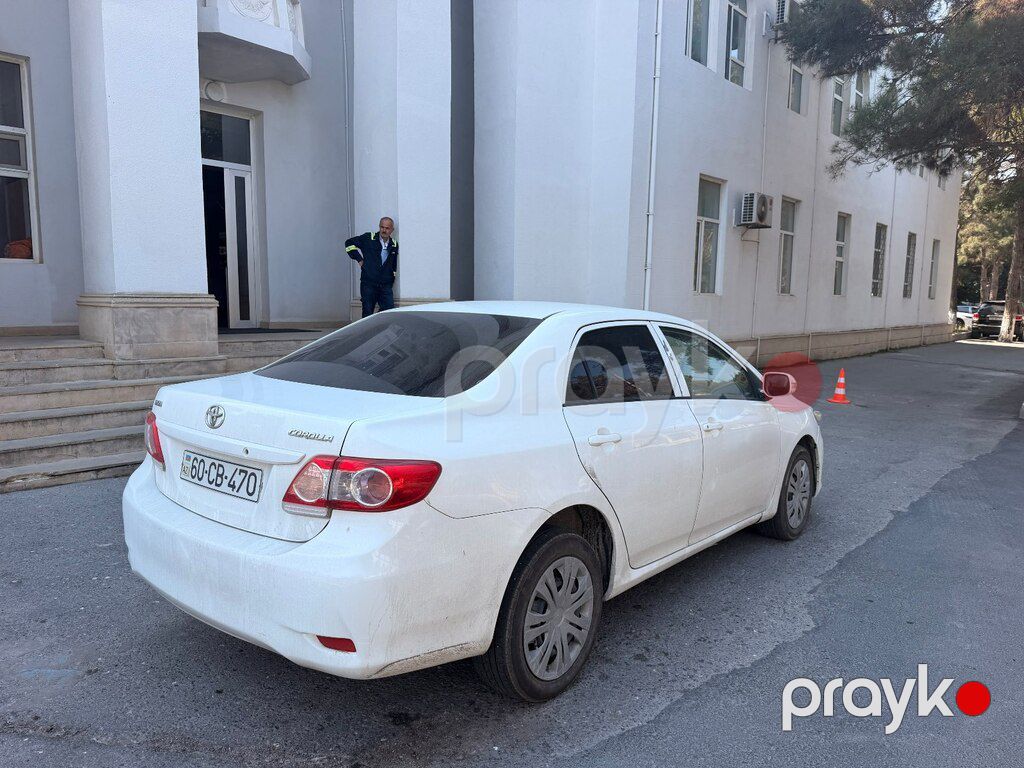 Toyota Corolla, 1.6 L, 2010 il, 227 904 km — Avtomobillər, Bakı (2)
