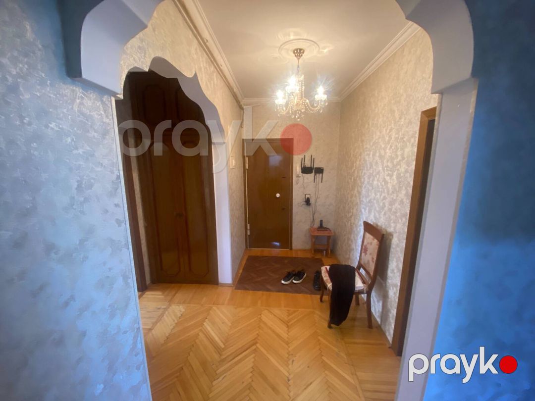 Satılır 4 otaqlı köhnə tikili 110 m² — Mənzil, Bakı (11)