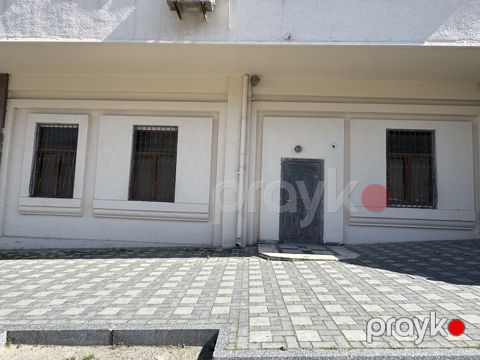 Satılır obyekt 144.8 m² — Bakı