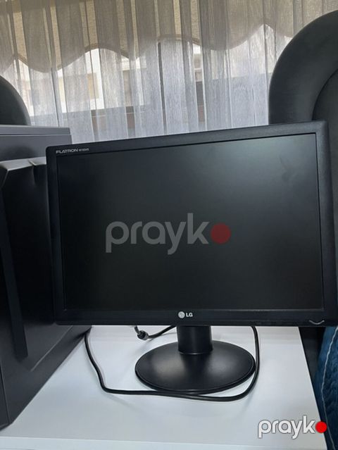 LG Flatron W1953S monitor - Ekran: 19" (təxmini 18.5–19”), geniş — Bakı