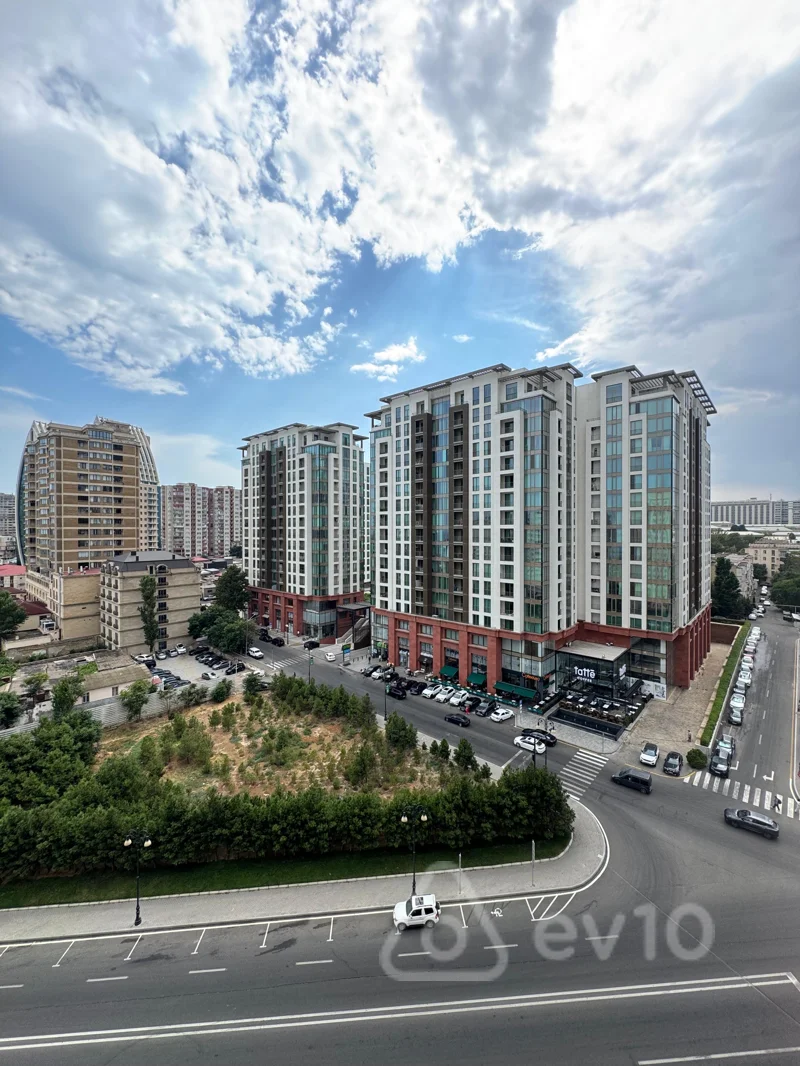 3 otaqlı mənzil, 107 m², İsmayıl bəy Qutqaşınlı 66 — Mənzil, Bakı (5)