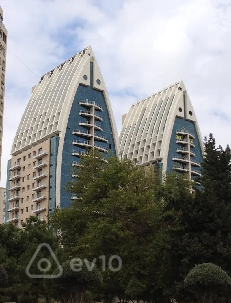 3 otaqlı mənzil, 148 m², Qutqaşınlı — Bakı