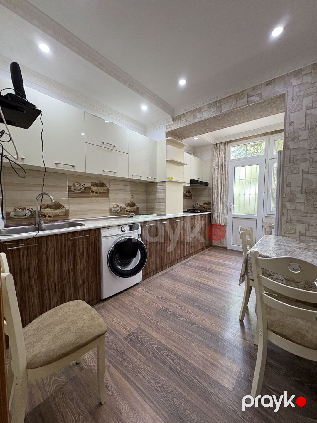 Satılır 2 otaqlı köhnə tikili 65 m² — Mənzil, Bakı (8)