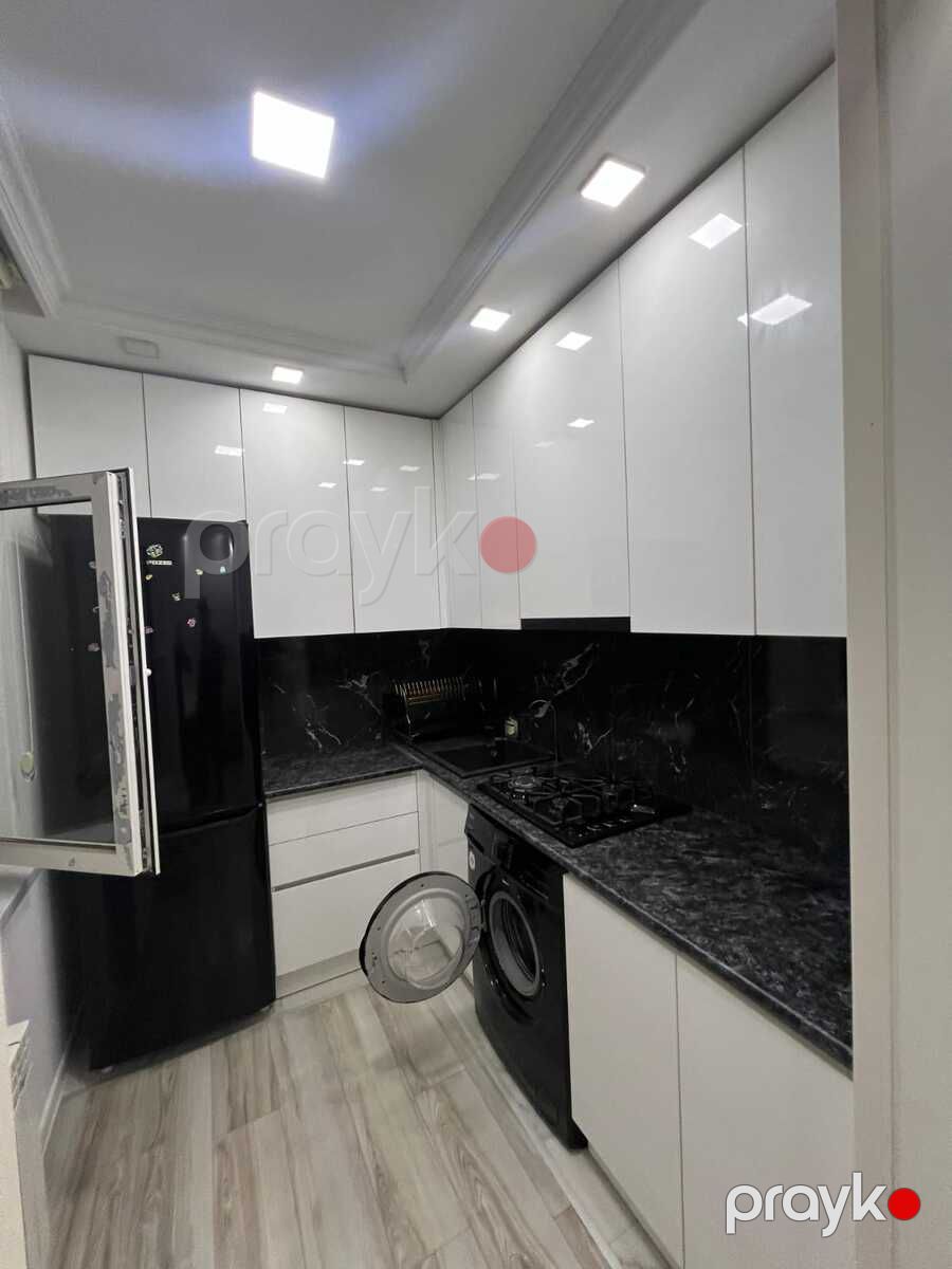 Satılır 2 otaqlı köhnə tikili 58 m² — Mənzil, Bakı (4)