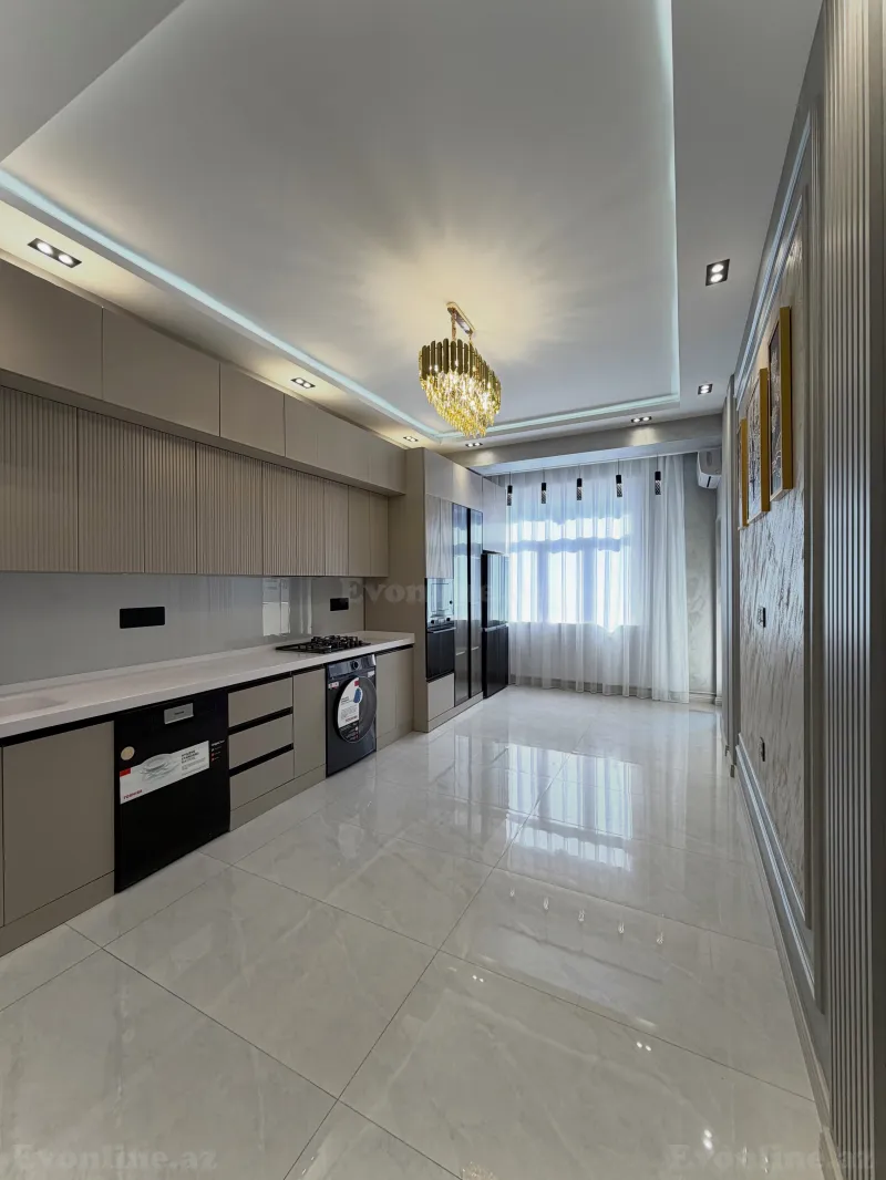 Satılır 3 otaqlı Mənzil Yeni tikili 130 m² Bakı, Nəsimi r., 28 May m — Mənzil, Bakı (7)