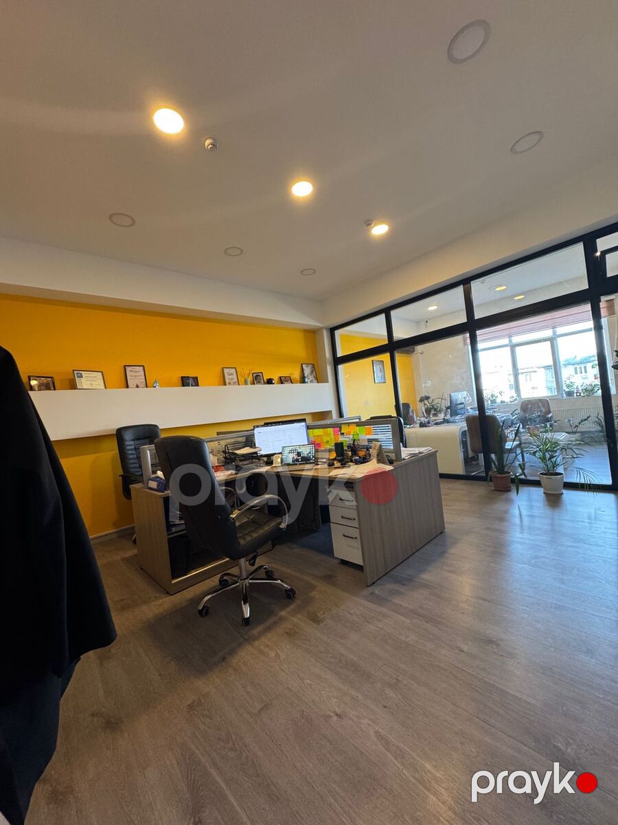 Satılır obyekt 560 m² — Əmlak, Bakı (4)