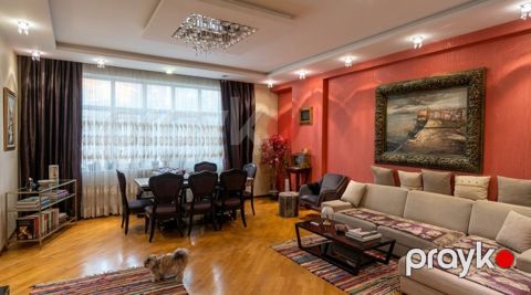 Satılır 3 otaqlı yeni tikili 160 m² — Bakı