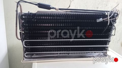 Soyuducu buzxanası, Daewoo 2-ədəd, Bosch 1-ədəd, heç bir problemi — Bakı