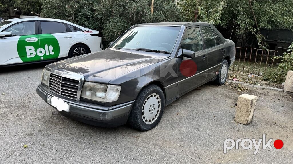 Mercedes-Benz 260: 2.6 l Sedan — Avtomobillər, Bakı (2)