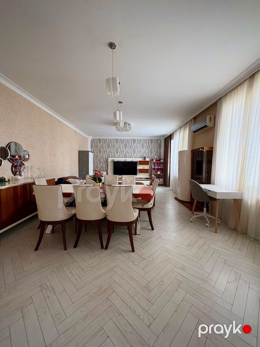 Satılır 6 otaqlı yeni tikili 300 m² — Mənzil, Bakı (3)
