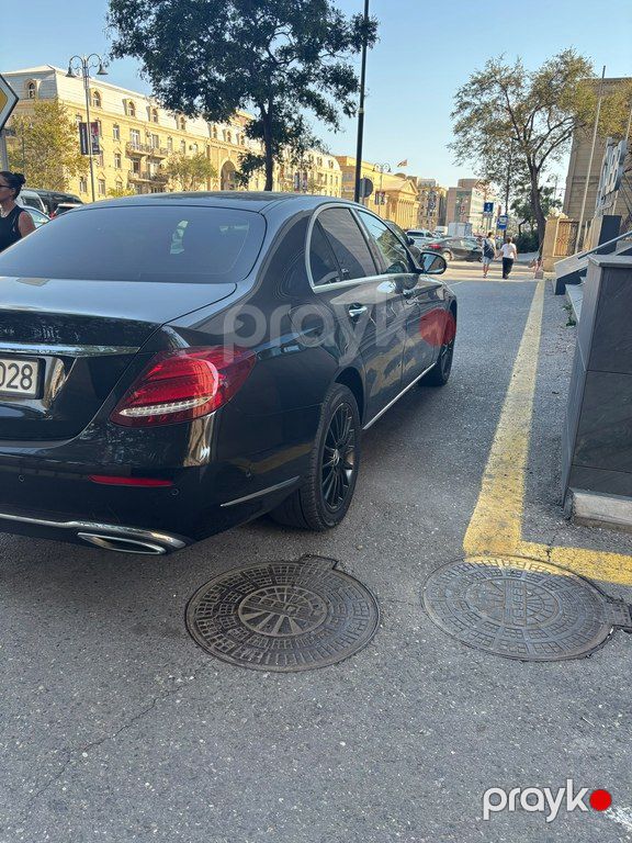 Mercedes E 220 d, 2.0 L, 2019 il, 114 500 km — Avtomobillər, Bakı (4)