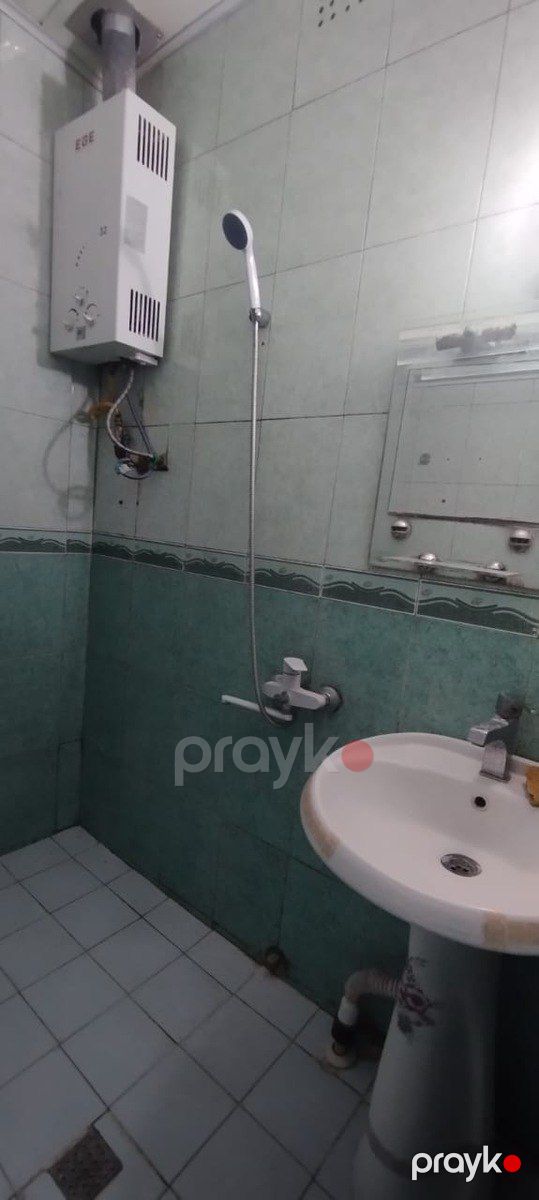 İcarəyə verilir 3 otaqlı köhnə tikili 70 m² — Mənzil, Bakı (7)