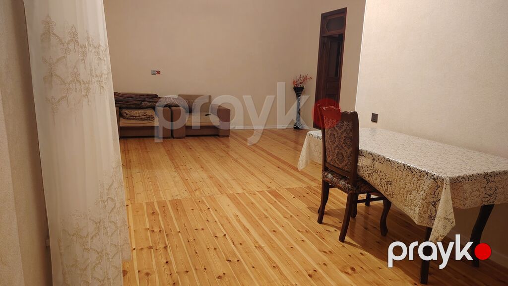 Melumat almaq uçun zeng edin — Ev, villa, Digah (2)