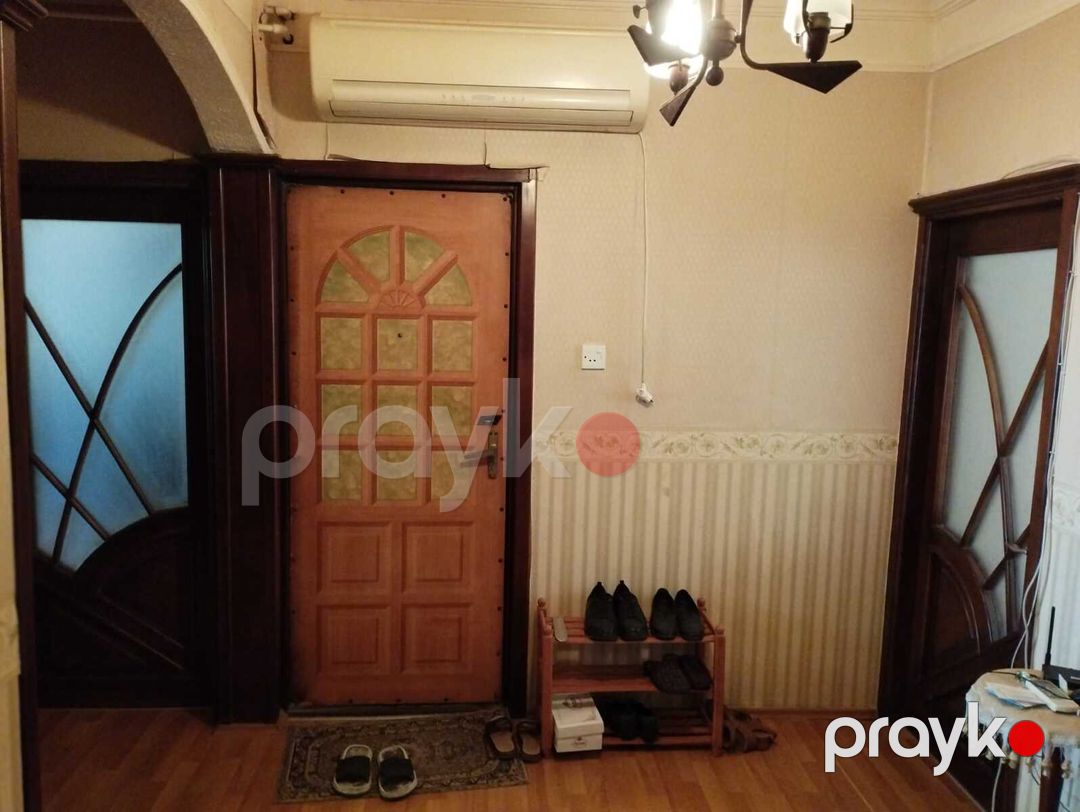 Satılır 4 otaqlı köhnə tikili 110 m² — Mənzil, Bakı (9)