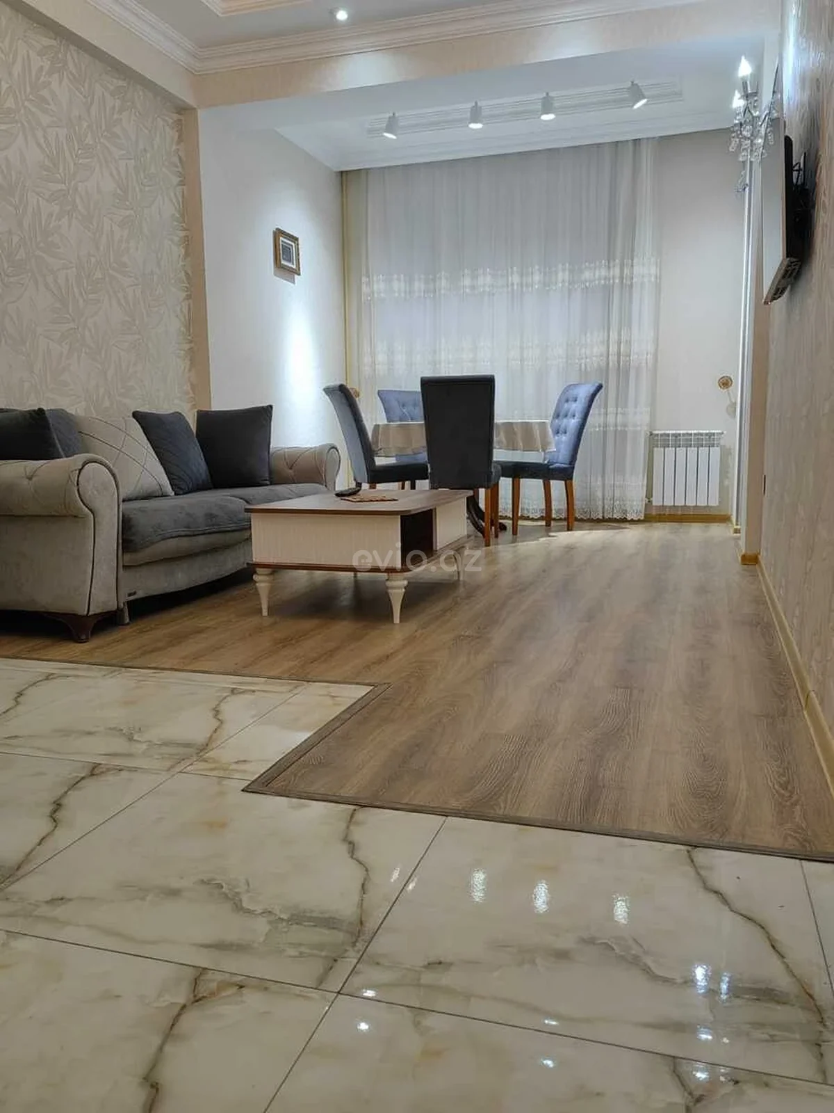 Kirayə 2 otaqlı mənzil 28 May metrosu yaxınlığında — Bakı