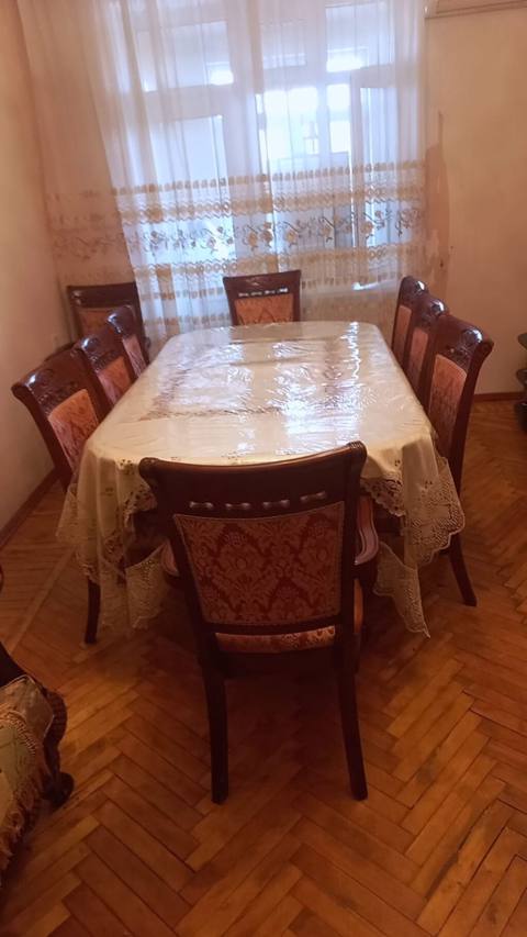 300 man(Qara Qarayev). Masa dəsti. satılır. Vpp 8983rm GÜL — 300 ₼ · Баку, Yasamal · Masalar və stullar 300 man(Qara Qarayev). Masa dəsti. satılır. Vpp 8983rm GÜL — Баку
