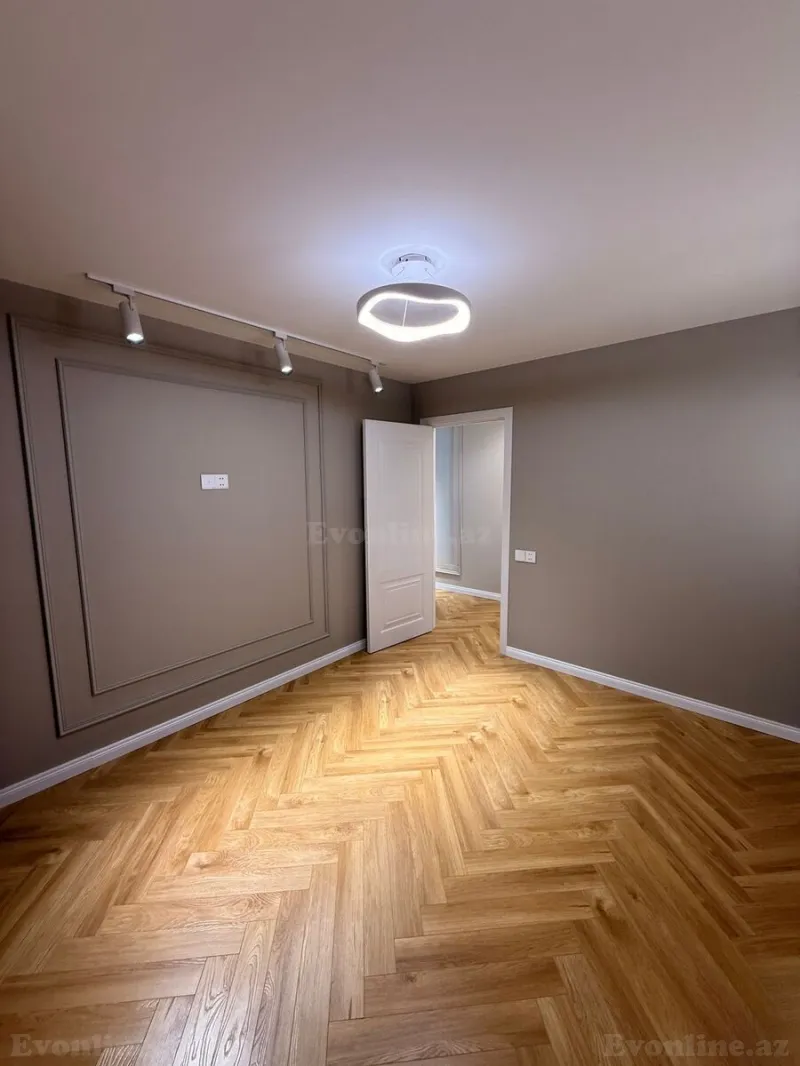 Satılır 2 otaqlı Mənzil Köhnə tikili 45 m² Bakı, Yasamal r., Elmlər Akademiyası m — Mənzil, Bakı (8)