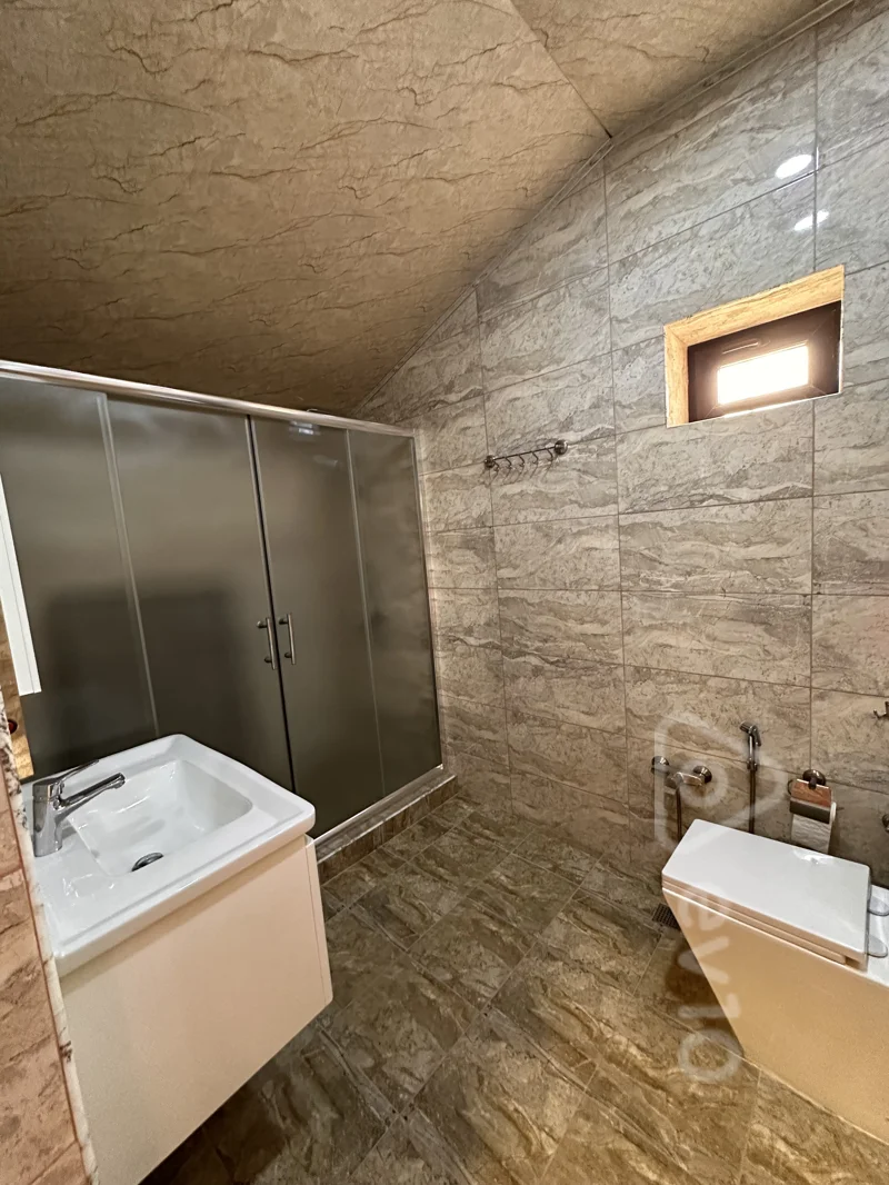 5 otaqlı həyət evi, 260 m², Şüvelan bağlar massivi — Ev, villa, Bakı (11)