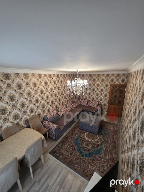 Satılır 3 otaqlı köhnə tikili 80 m² — Bakı