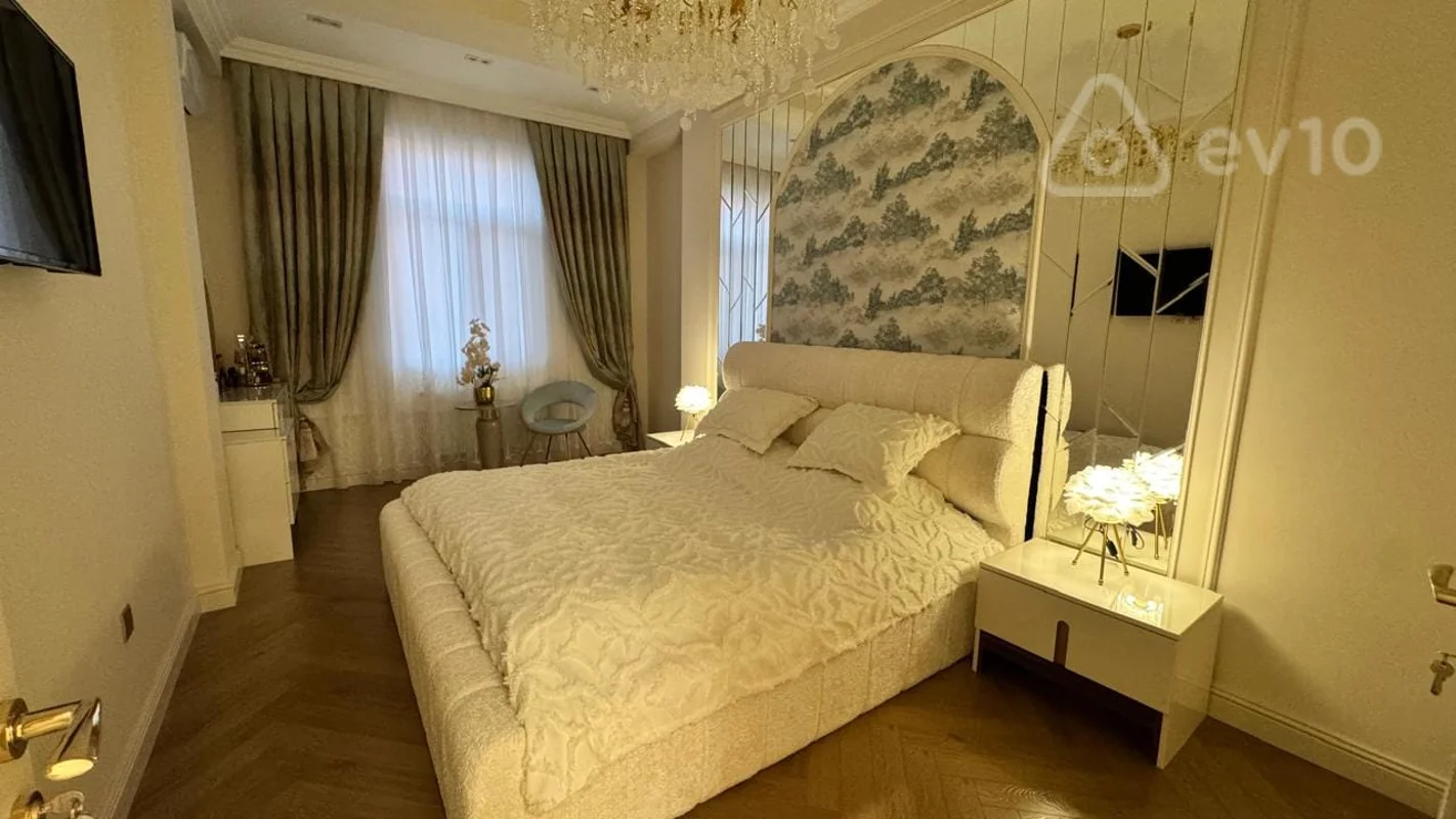 3 otaqlı mənzil, 150 m², Ceyhun Hacıbəyli küçəsi — Mənzil, Bakı (6)