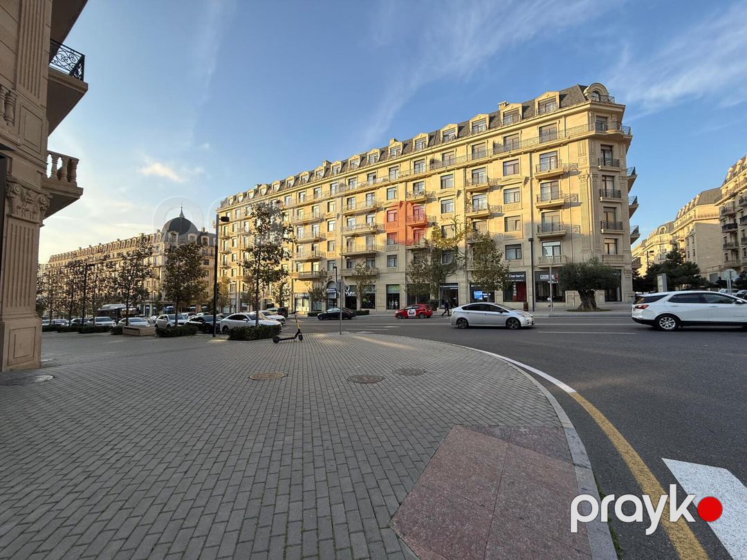 Satılır 5 otaqlı yeni tikili 210 m² — Mənzil, Bakı (2)