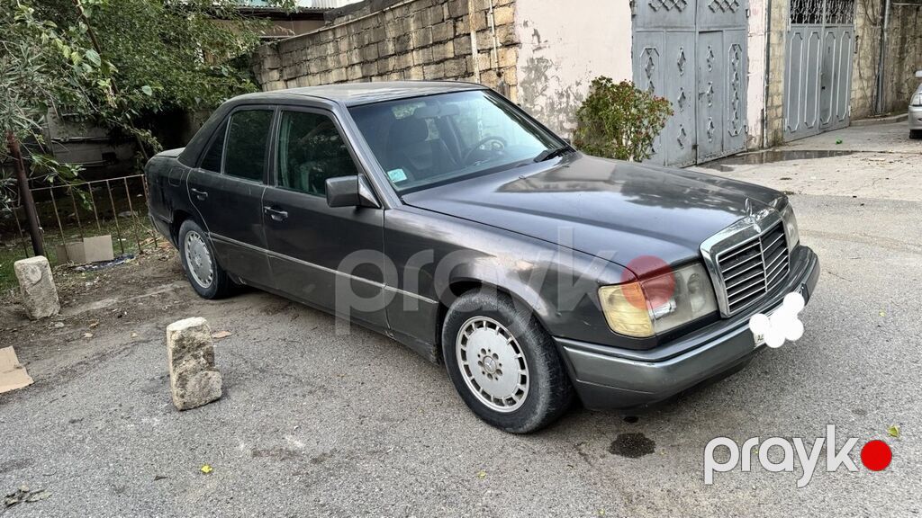 Mercedes-Benz 260: 2.6 l Sedan — Avtomobillər, Bakı (3)