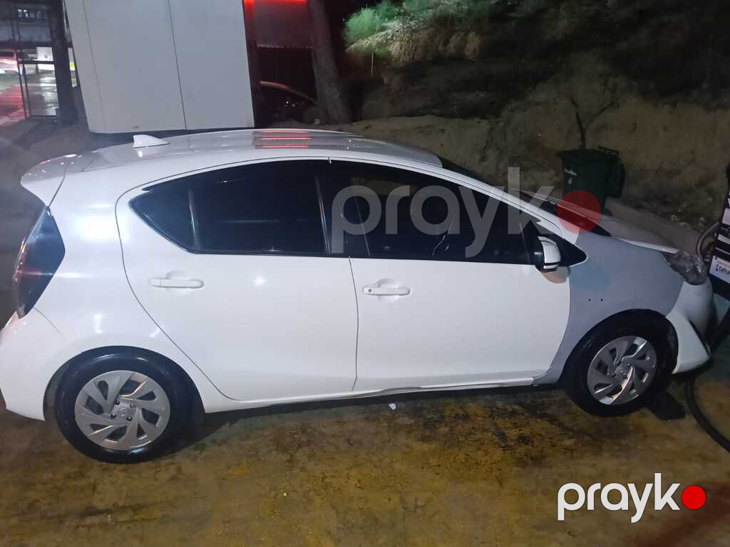 Toyota Aqua, 1.5 L, 0.9 kWh, 2020 il, 140 000 km — Avtomobillər, Bakı (4)