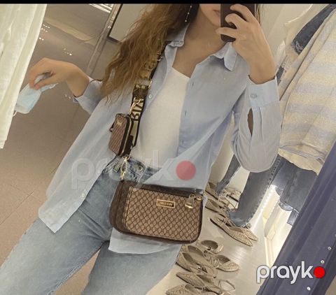 Açıq mavi rengde rubaşka. Türkiyeden H&m den alınıb, eynisinin ağı — Bakı