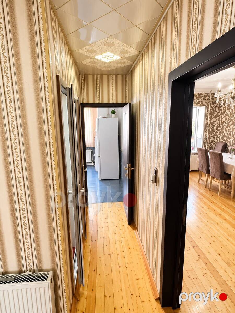 Satılır 2 otaqlı köhnə tikili 70 m² — Mənzil, Bakı (4)