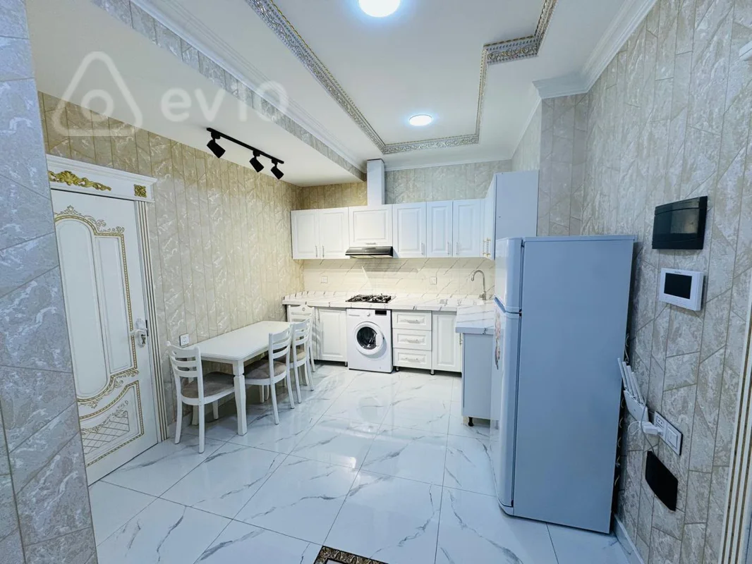 2 otaqlı mənzil, 100 m², Kövkəb Səfərəliyeva küç — kirayə — Bakı