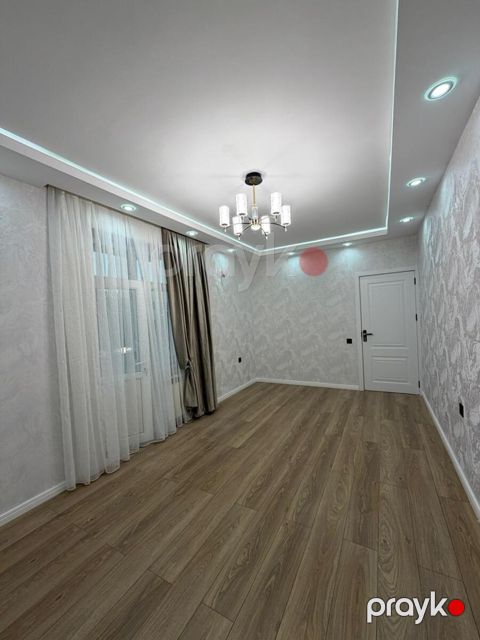 Satılır 2 otaqlı köhnə tikili 65 m² — Bakı