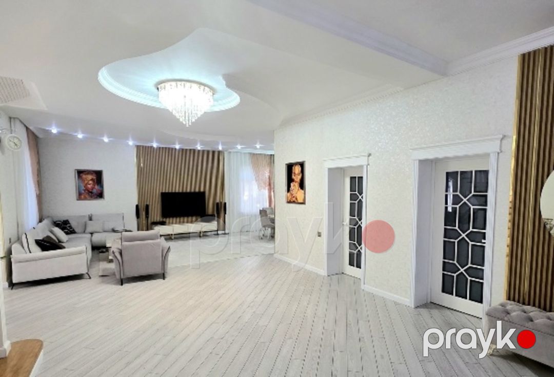 Satılır 10 otaqlı həyət evi/bağ evi 550 m² — Ev, villa, Bakı (8)