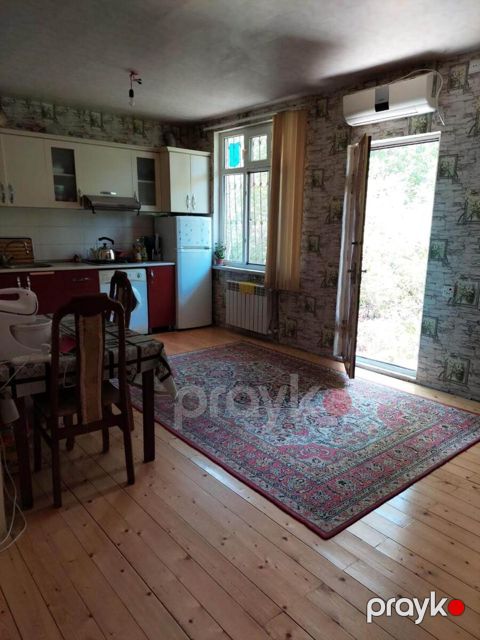 Satılır 3 otaqlı köhnə tikili 65 m² — Bakı
