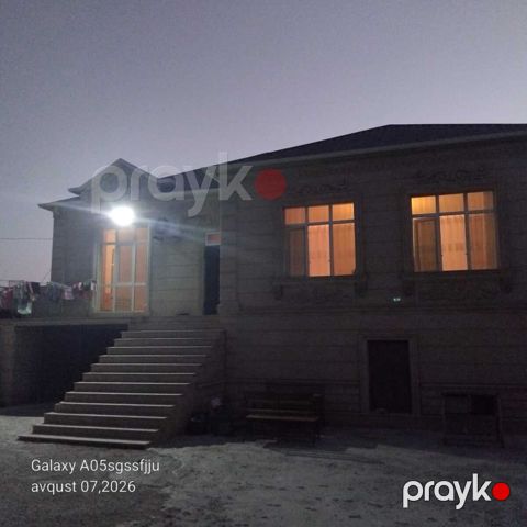 Satılır 5 otaqlı həyət evi/bağ evi 150 m² — Bakı