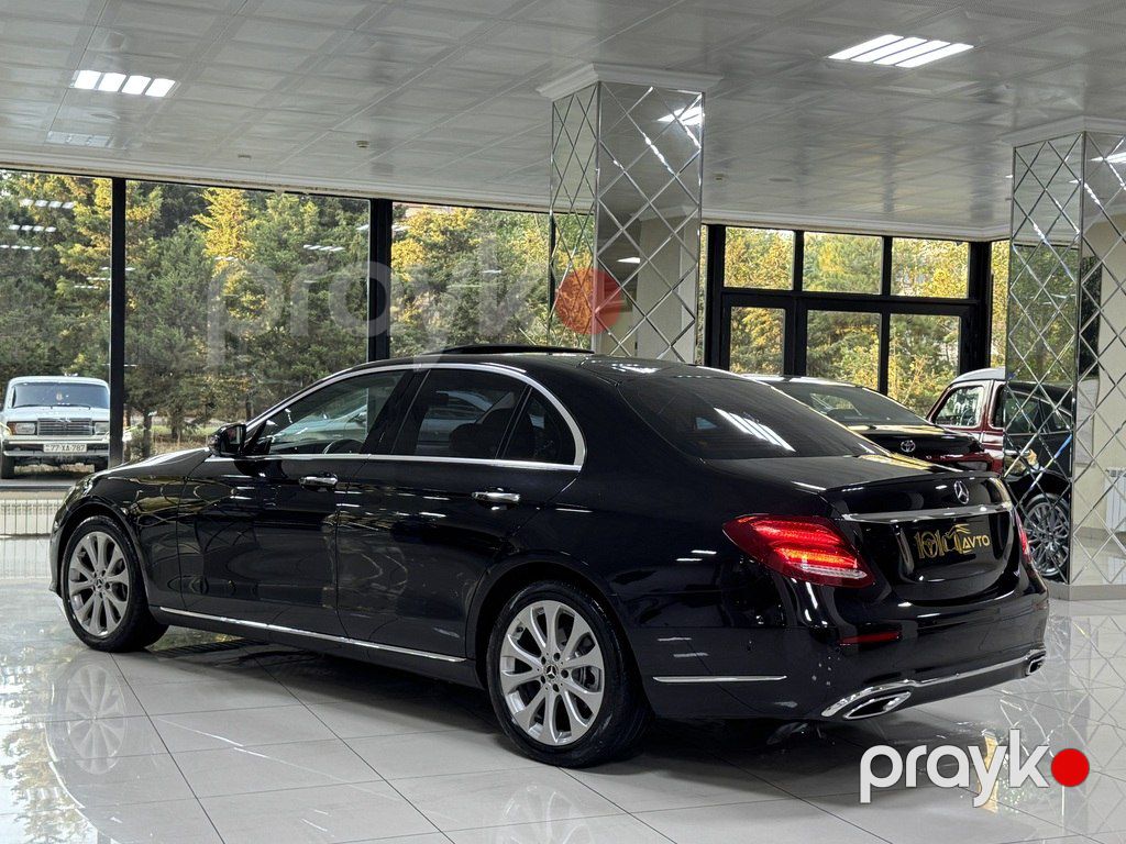 Mercedes E 220 d, 2.0 L, 2017 il, 300 000 km — Avtomobillər, Bakı (5)