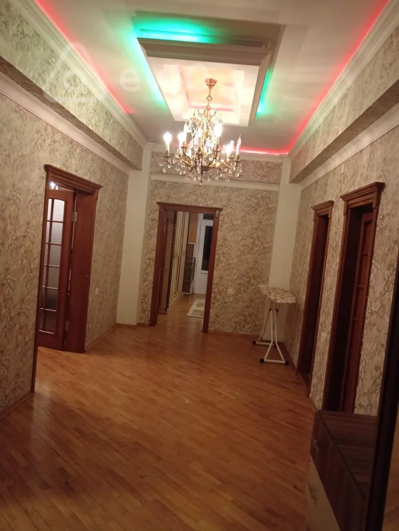 2 otaqlı mənzil, 100 m², Xetai prospekti — Mənzil, Bakı (9)