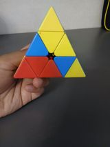 Piramid şəkilli rubik (Pyraminx) başgıçı - Forma: üçbucaq/piramida — Turqay Pashazade