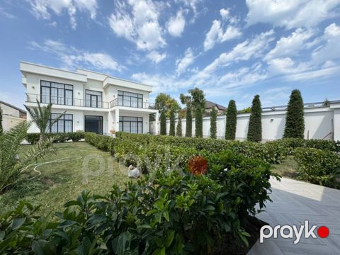 Satılır 5 otaqlı həyət evi/bağ evi 350 m² — Bakı