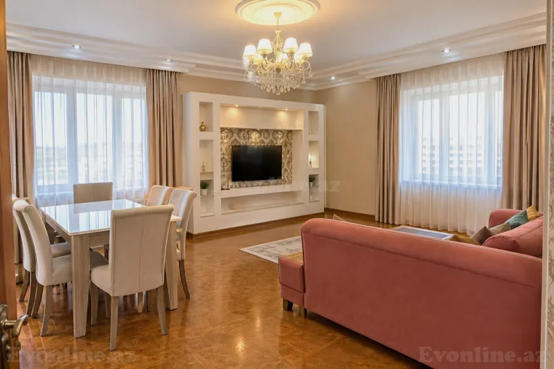 Kirayə verilir 3 otaqlı Mənzil Yeni tikili 147 m² Bakı, Yasamal r., Elmlər Akademiyası m — Bakı