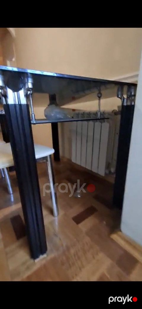 Masa və oturacaqlar — Bakı