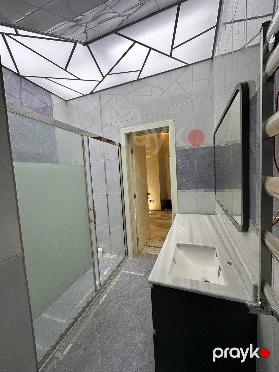 Satılır 5 otaqlı həyət evi/bağ evi 250 m² — Ev, villa, Bakı (8)